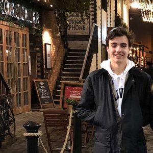 Meet your Posher, Connor